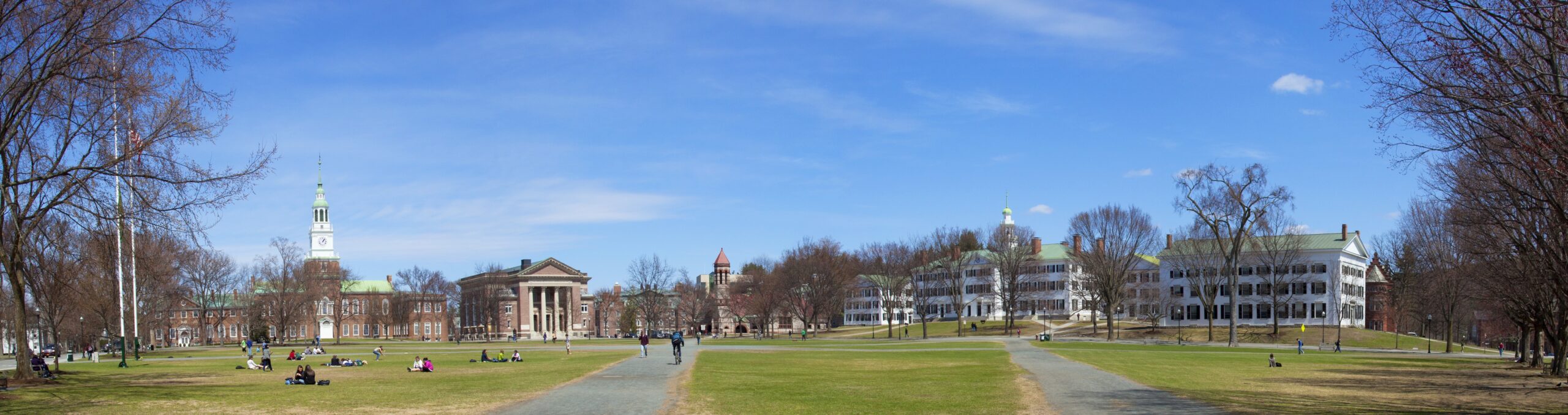 Dartmouth Campus Center - The Green